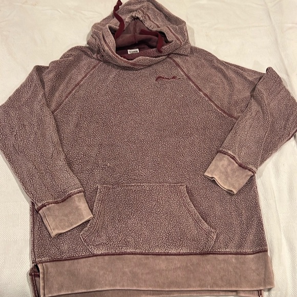 PINK Victoria's Secret Tops - Victoria secret sweatshirt